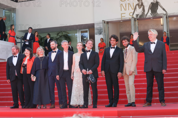 L'équipe du film "Notre Salut"