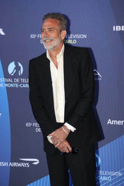 Jeffrey Dean Morgan