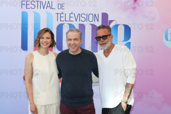 Lauren Cohan, Seth Hoffman and Jeffrey Dean Morgan