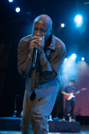 Singer Obongjayar