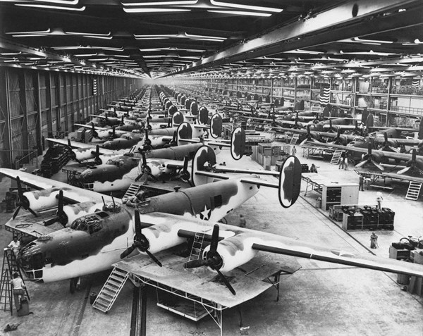 Assemblage de bombardiers lourds B-24 Liberator, Etats-Unis,1944