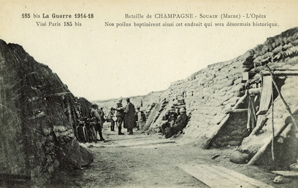 French soldiers preparing the Second Battle of Champagne, 1915