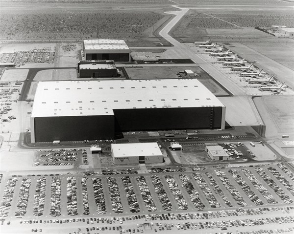 Lockheed Commercial Aircraft Assembly Plant in Palmdale, 1971