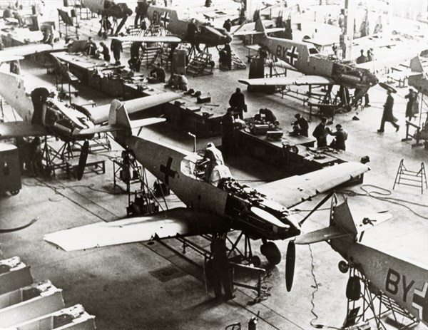 Usine de montage de chasseurs Messerschmitt, 1940