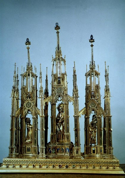 Trésor d'Aix-la-Chapelle. Reliquaire aux trois tours