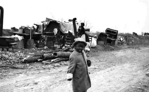 Parkin, Arkansas. Métayers expulsés légalement de la plantation de Dibble. Photo de Vachon