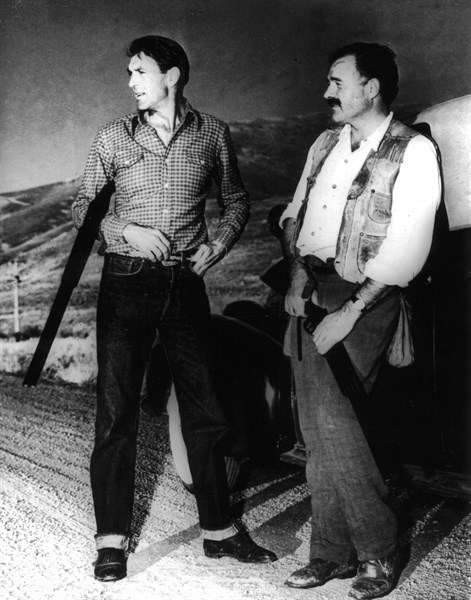 Gary Cooper and Ernest Hemingway hunting in Sun Valley
