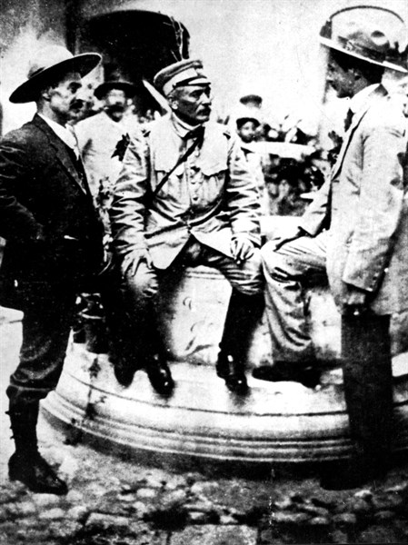 Generals J. Harrootian, V. Huerta and J. Andrew Almazun in Guernavaca