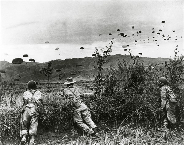Guerre d'Indochine, 1954