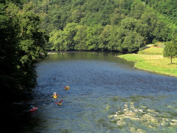 Canoes sur la Dordogne