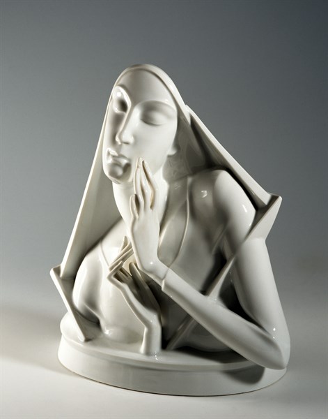 Schliepstein, Figure féminine avec un voile