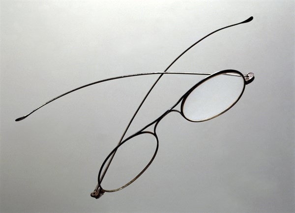 Eyeglasses