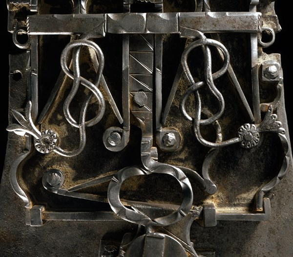 Steel lock, locking mechanism.