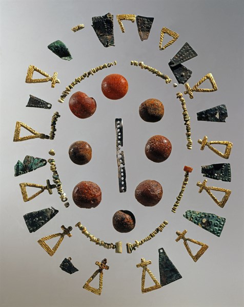 Ornaments for women's clothing