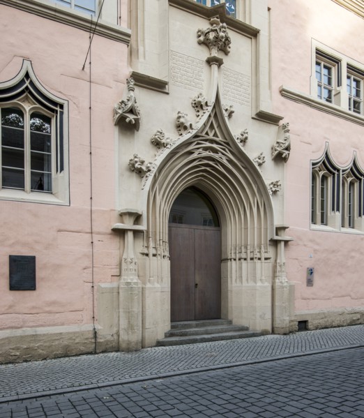 Porte du "Collegium Maius" de l'université d'Erfurt