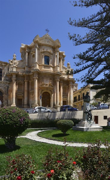 Église de San Domenico de Noto (Sicile)