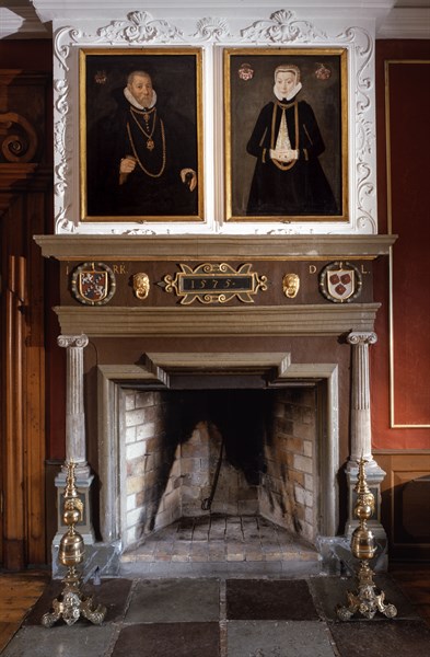 Vue de la cheminée de la grande salle du château de Rosenholm (Danemark)