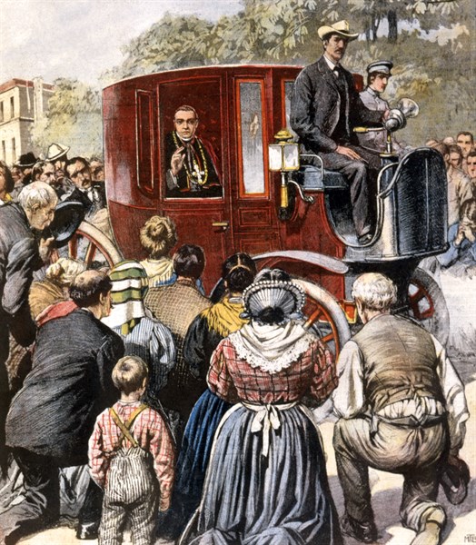 l'archevêque de Milan effectue la visite de ses paroisses en voiture électrique (1903)