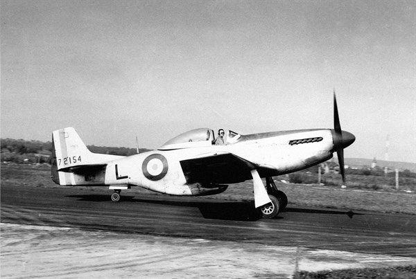 P-51 avant le décollage, 1950