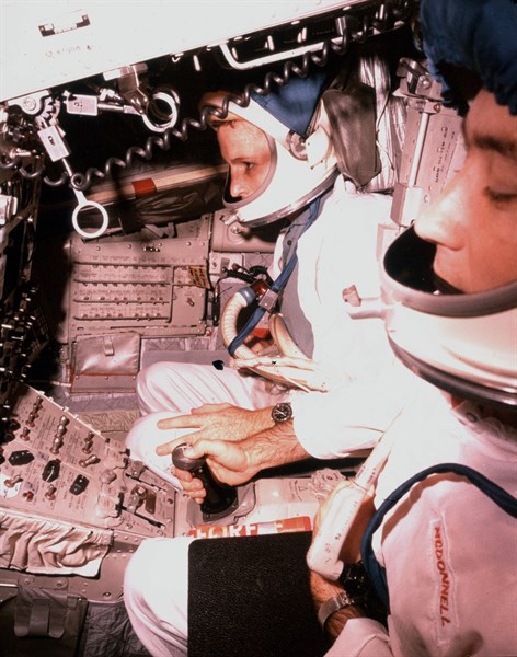 Training American astronauts, 1965