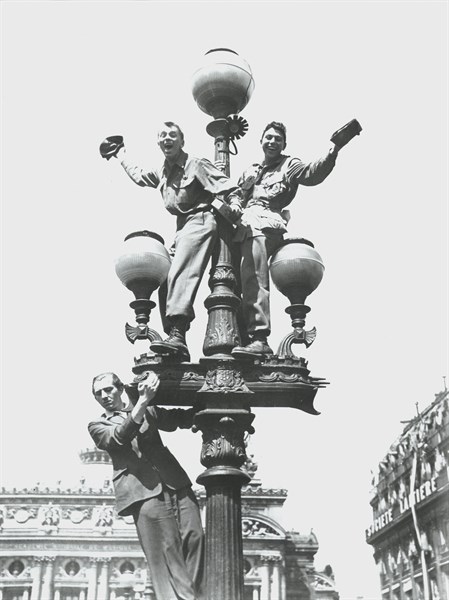 V-E Day, Jour de la victoire.
(8 mai 1945)