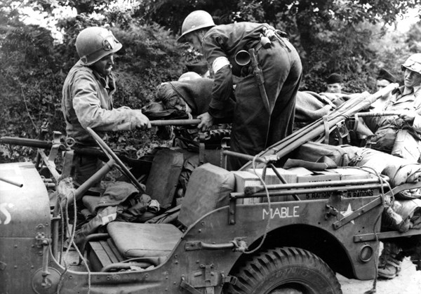 Soldat des F.F.I. blessé, dans le secteur de Concarneau. (Août 1944)