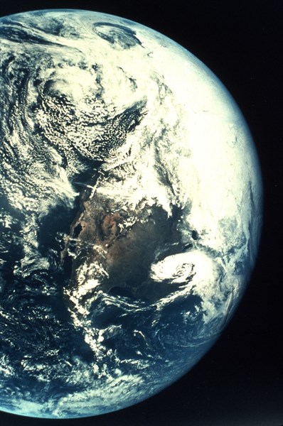 Apollo 16 view of Earth (April 16, 1972)