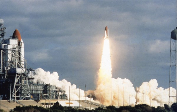 DISCOVERY (STS-31)