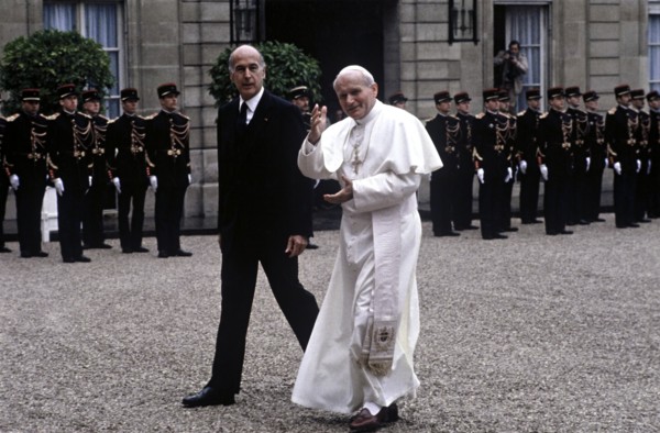 Papst Johannes Paul II. besucht Paris 1980
