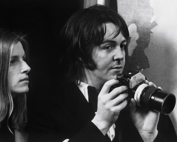 PAUL MCCARTNEY (Geboren am 18. Juni 1942 in Liverpool), englischer Musiker...