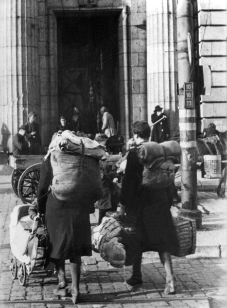 Post-war era - refugees