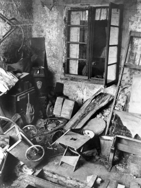 Housing misery in post-war Germany