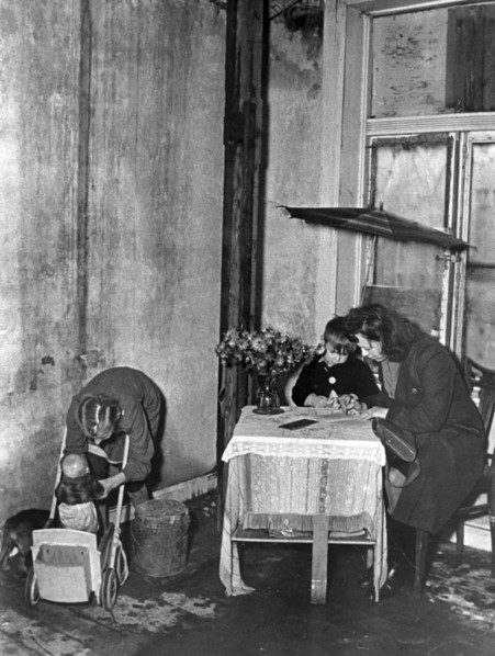 Housing shortage in post-war Germany