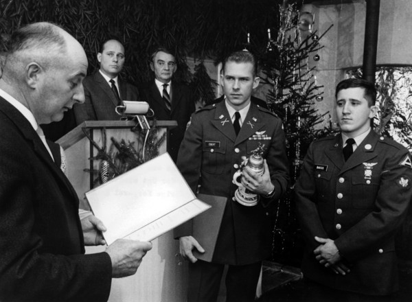 U.S. soldiers become freemen of a small German town.