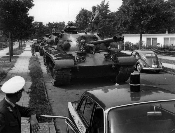 Routine exercise of US army in Berlin