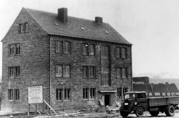 American conscientious objectors building up amity home in Kassel