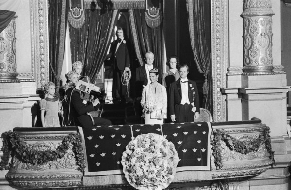 König Carl Gustaf und Braut in der Oper