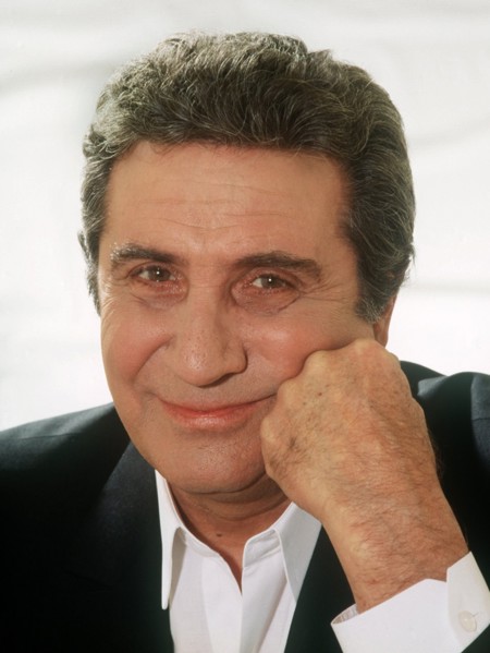 Gilbert Becaud dies at the age of 74