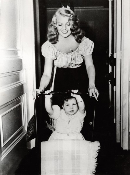 Rita HAYWORTH mit Tochter Rebecca