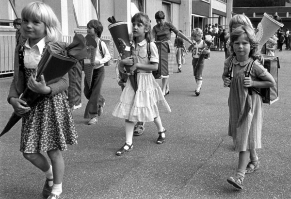 With so many new impressions, the school beginners can at least hold on to the school cone, the