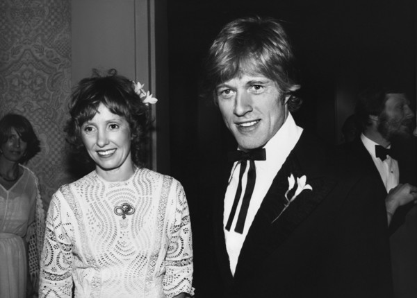 Lola und Robert Redford (Mitte der 1970er Jahre) / Personen, Ehepaar, married, verheiratet, Frau