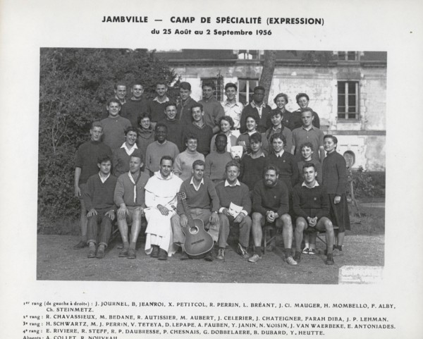 Farah Diba en camp d'été