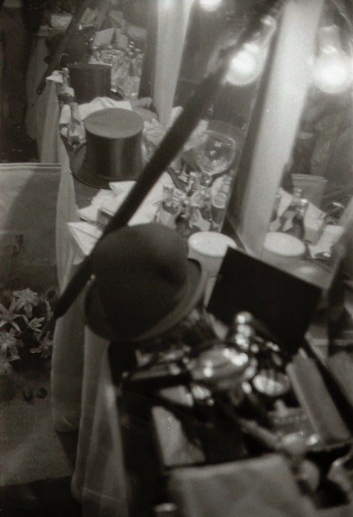 Loge de Yves Montand (1958)