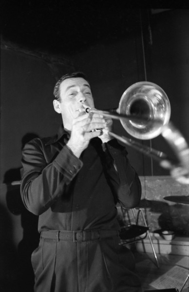 Yves Montand (1958)