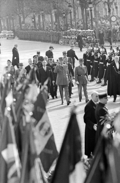 Cérémonie commémorative du 11 novembre 1960