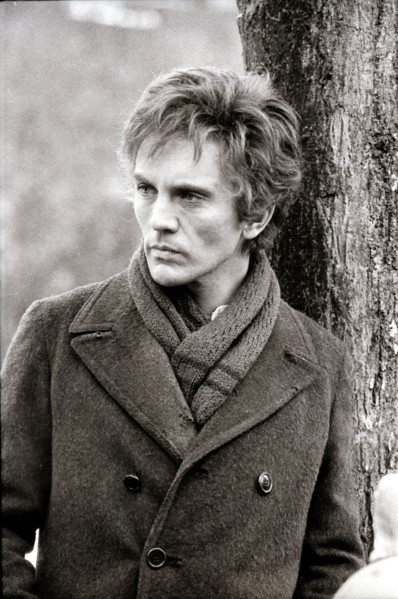 Terence Stamp sur le tournage du film "Une saison en enfer"  en 1970