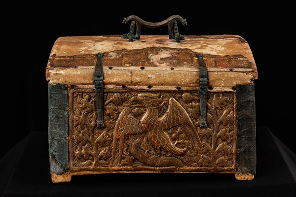 Monreale Cathedral, Diocesan Museum: wooden and gilded pastiglia reliquary box