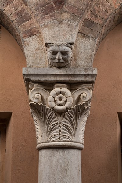 Modena, Ghirlandina Tower, Torresani Hall, north wall