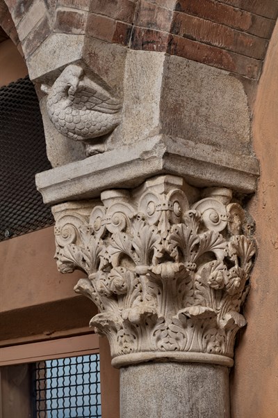 Modena, Ghirlandina Tower, Torresani Hall, south wall