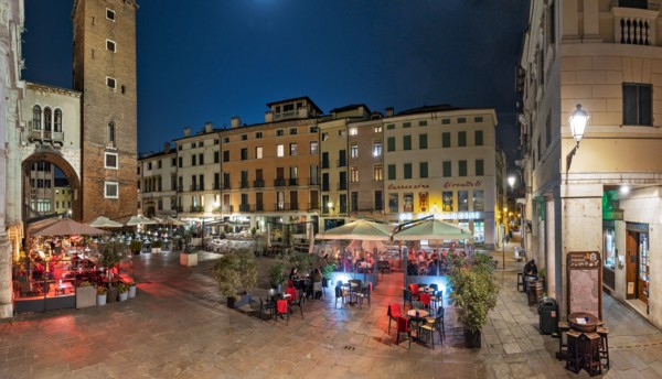 Vicenza, Delle Erbe Square